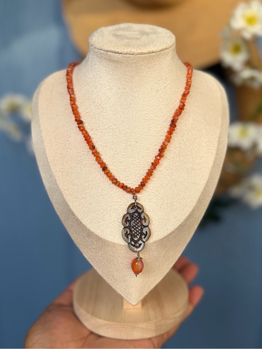 VTG Carnelian Beaded Necklace with Gemstone Filigree Pendant